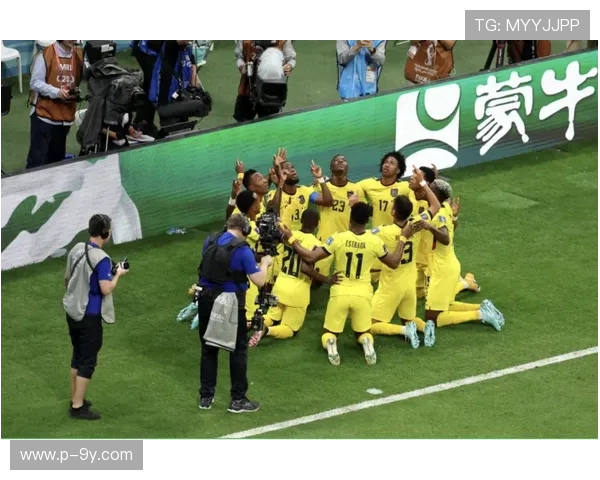 豆包助力足球队大合影 温馨瞬间定格青春风采